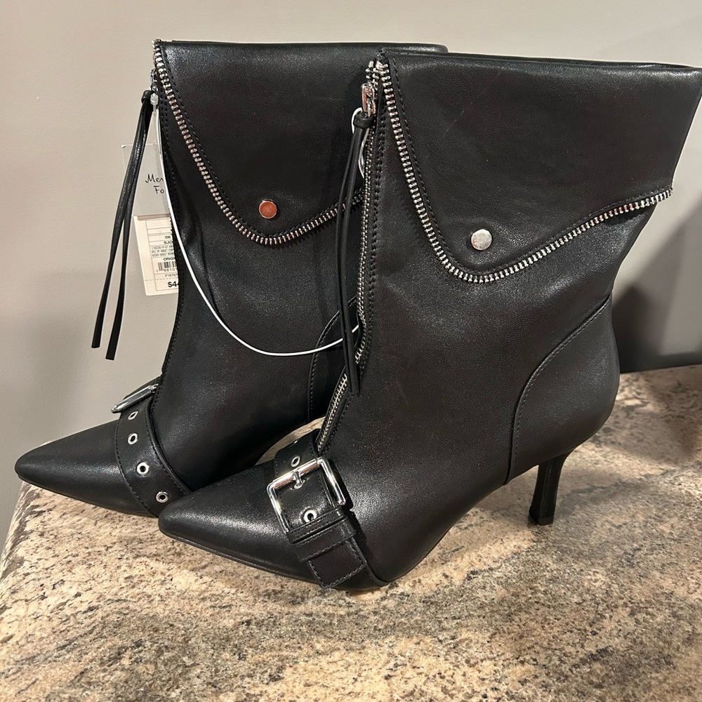 Edgy Faux Leather Moto Styled Black Heeled Boots Zipper Accents. NWT.